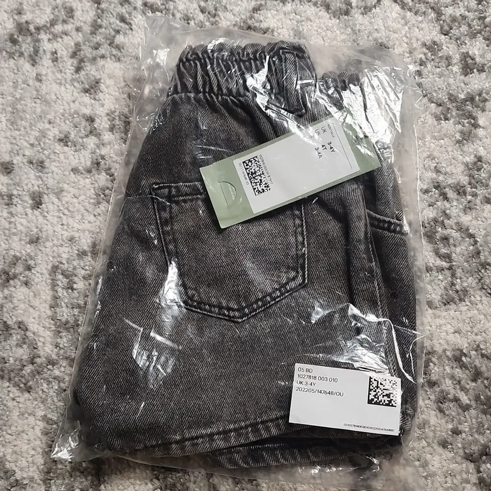 0535 H&M Cotton Denim Paper-bag Shorts Size 4T - Picture 3 of 6